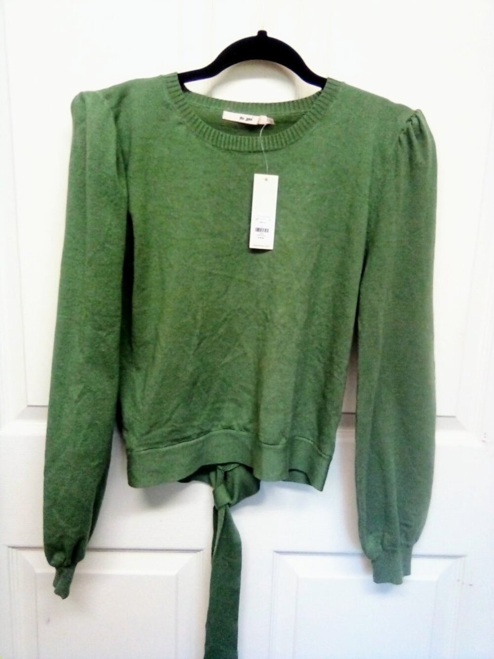 Francesca's Mi Ami Olive Sweater. NWT Ribbed Scoop Neck, Puff Sleeve Large. NWT.